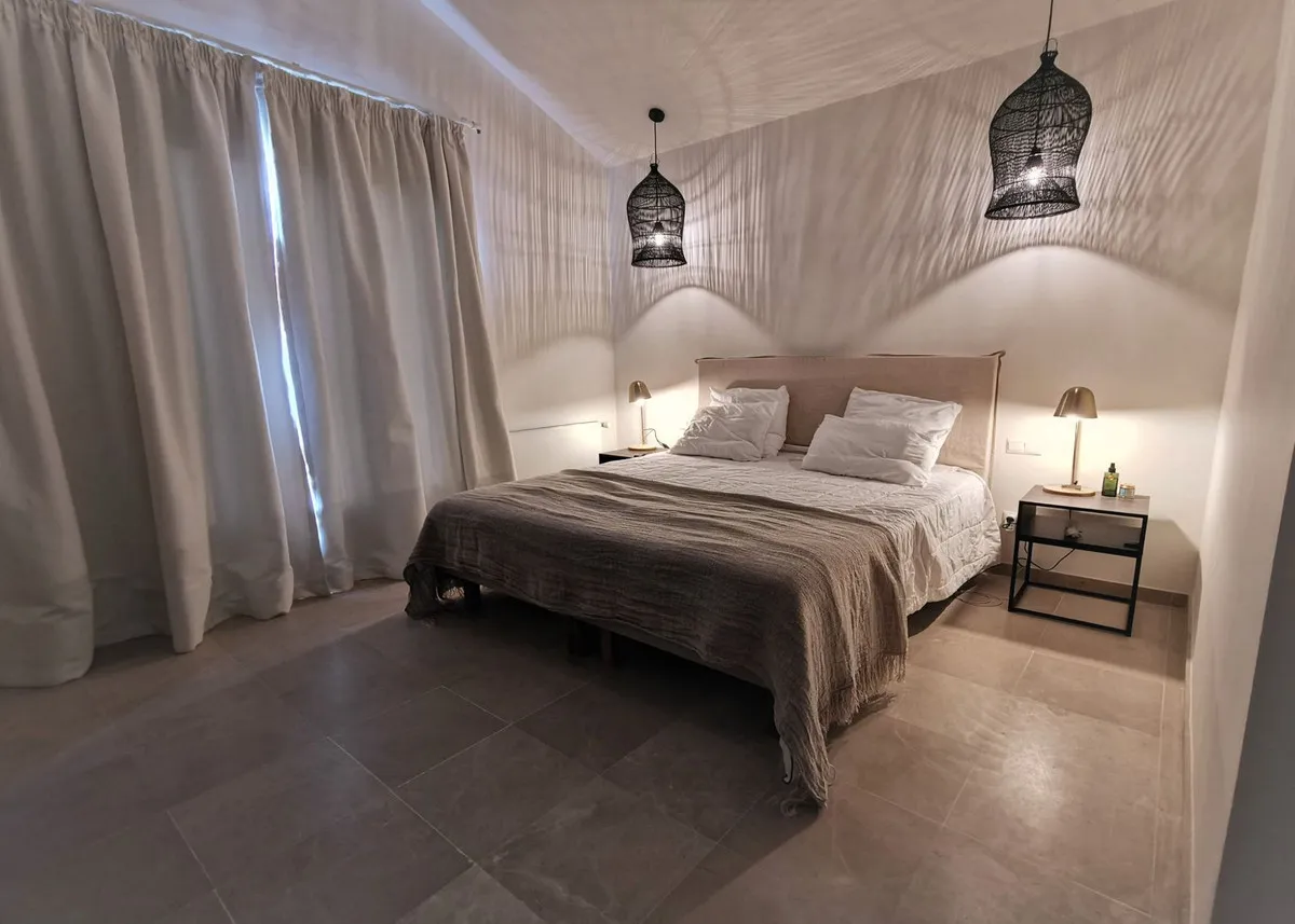 e00468cf-9389-43d1-bcb1-dd5e223587c4