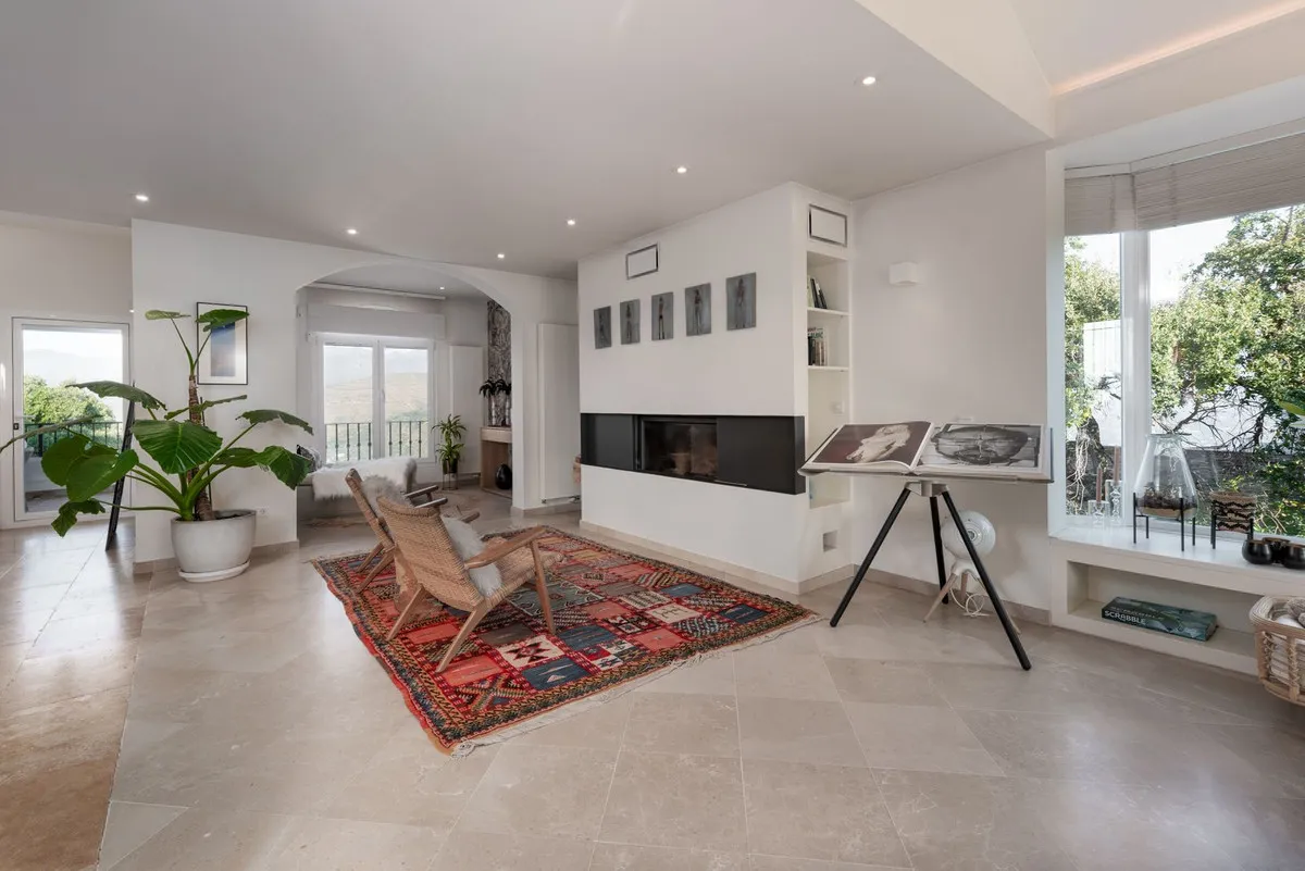 f382b545-bf4c-4bd6-abf1-887cc6b010f1