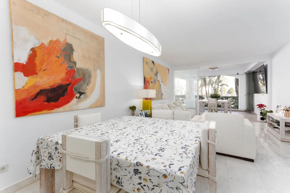 c1f94b95-561c-48f1-9e5b-e1194bce1801