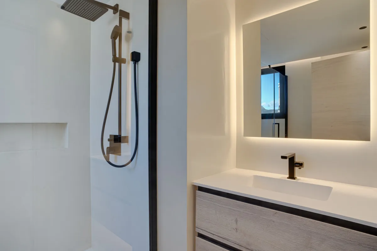 5abebccf-7a24-44bb-8289-8ce8b3a24075