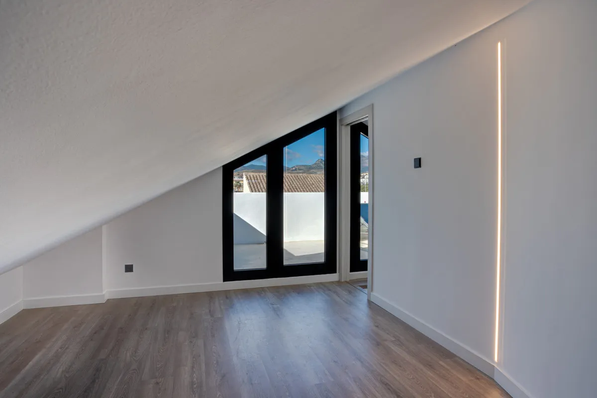 90f27662-74b7-47ae-8e03-1ad9f7e48862