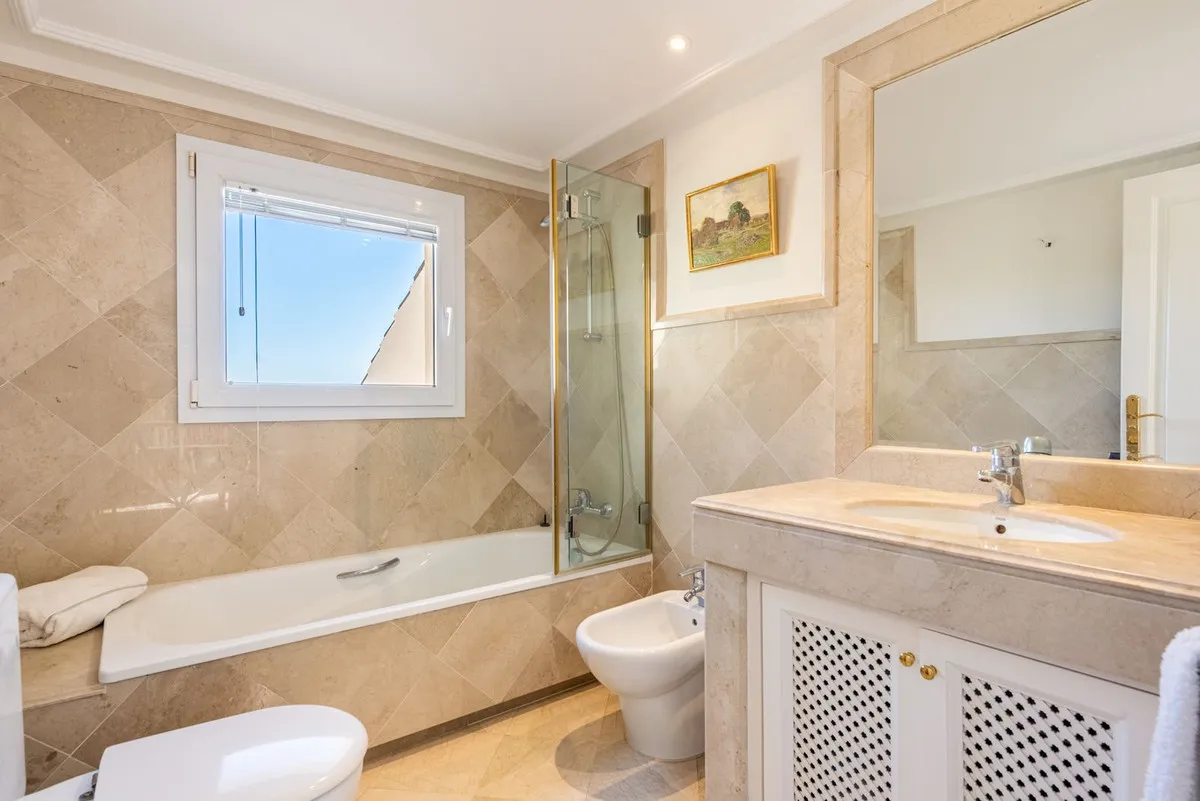 92d79ad0-2d52-4d32-ab5d-96b111e69a80