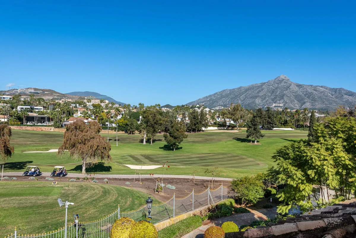 da2de7e2-07dd-4f4c-b319-e441a631df75