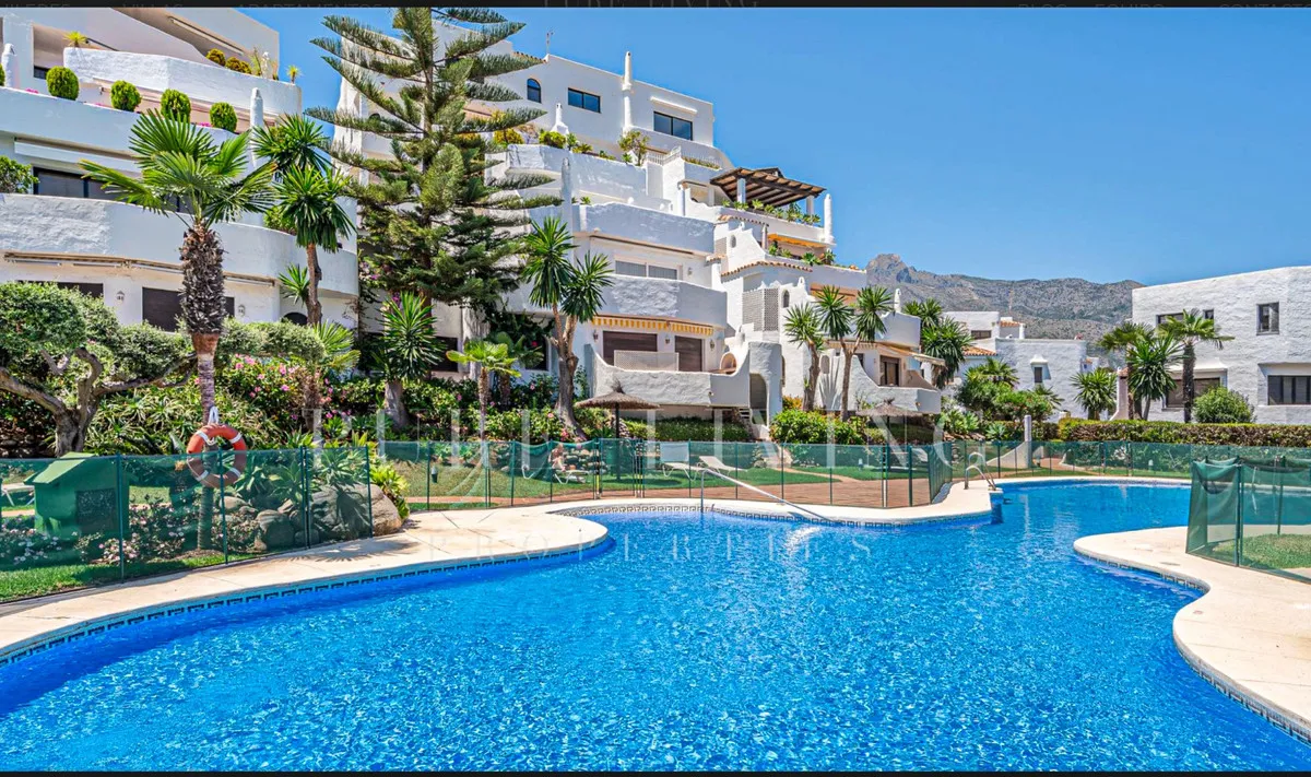 dd7ea59d-823a-4f3b-b749-38750308e9df