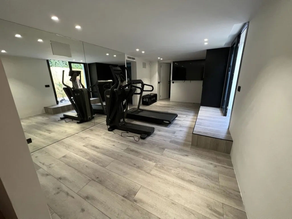 1630edff-e10a-4765-b206-d68b3c8218ce