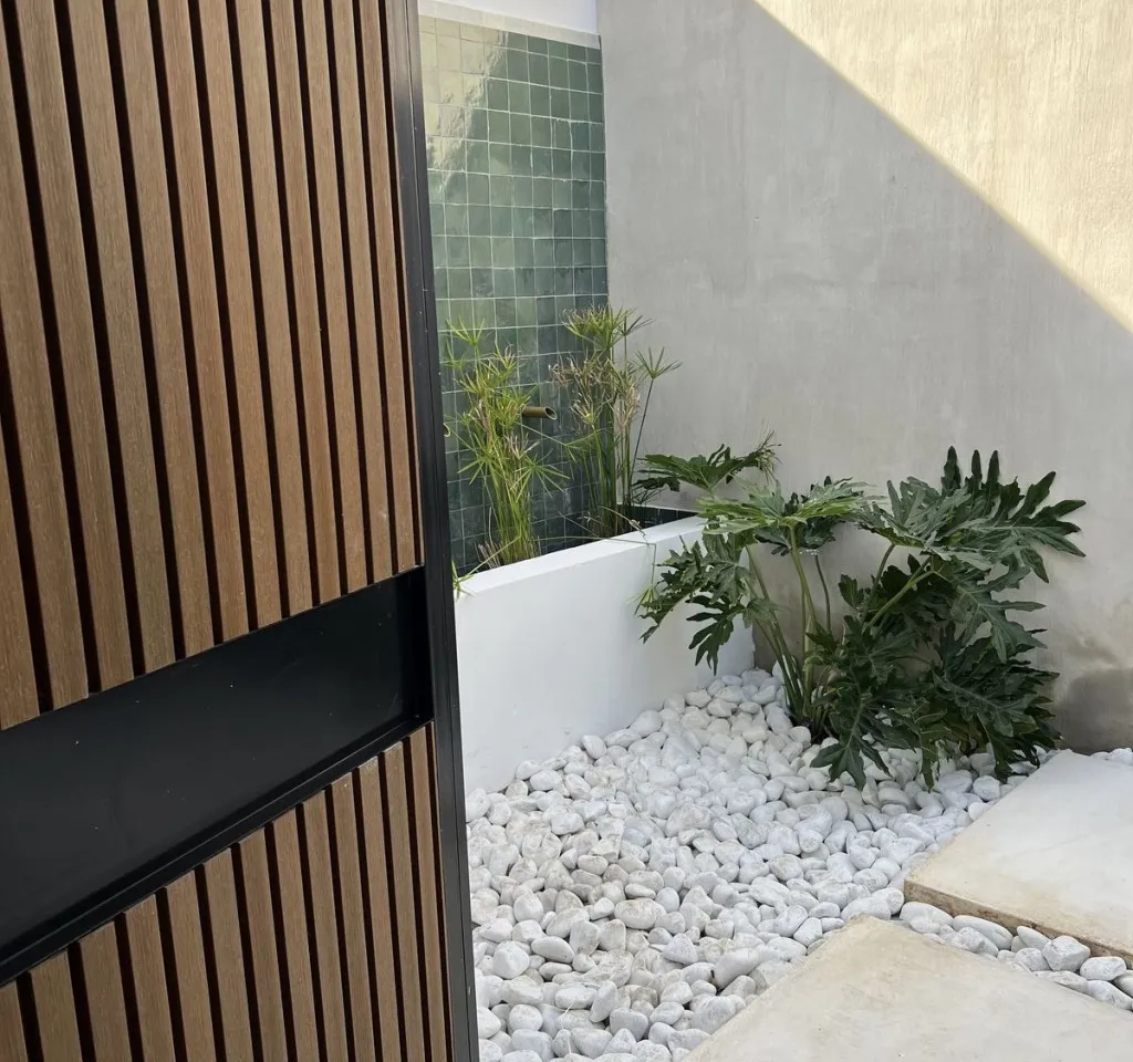 d79230a6-fd66-46e1-9e84-22cd7b5a98bf