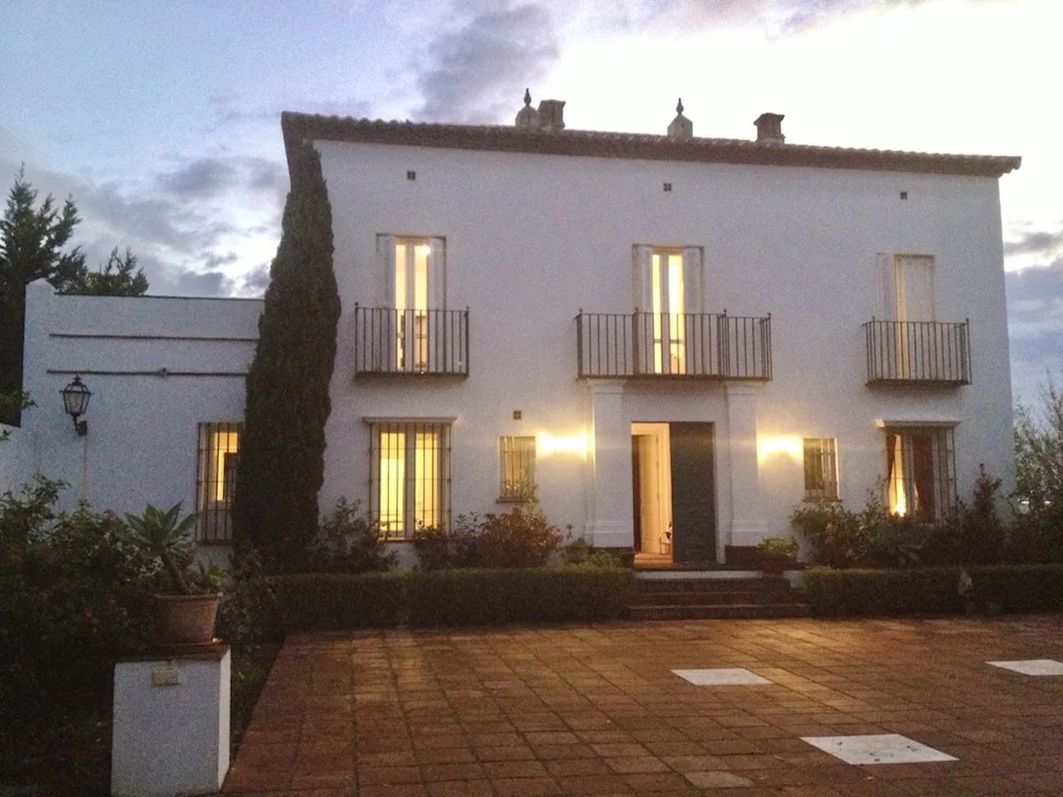 33d7aae3-ba28-4673-a865-b116e38b358d