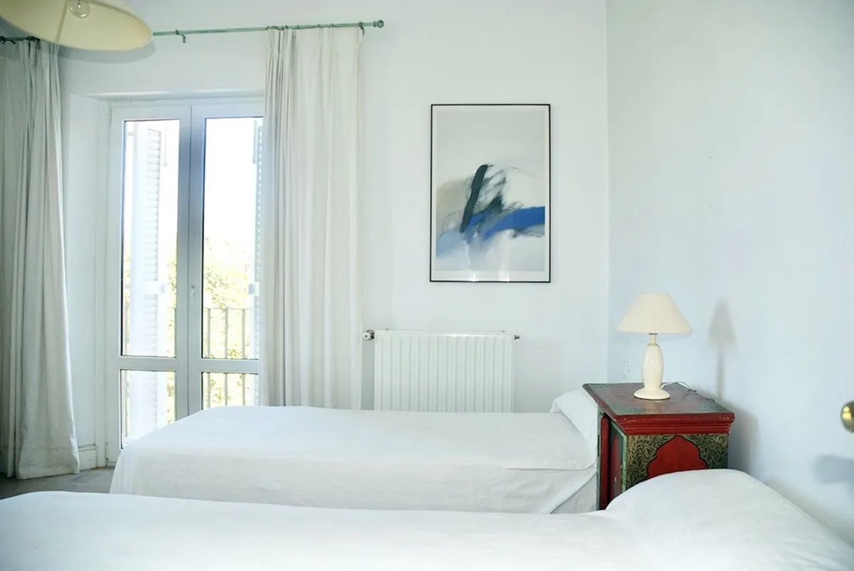 fd8efd77-f972-42d1-ba06-05bbec796650