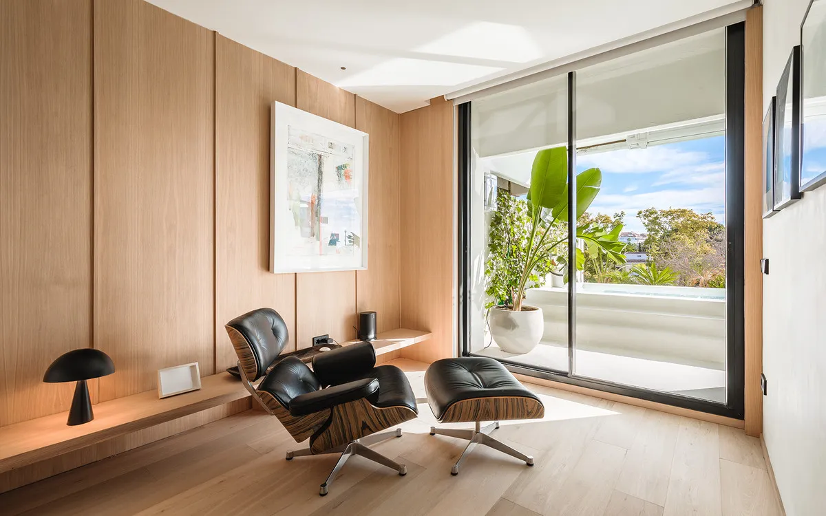 2ebbe6b4-a518-4aa1-8bed-5a10046d129b