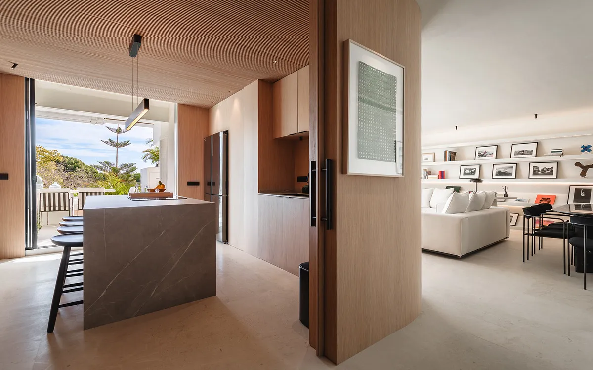 3af5a34c-3f92-4817-aea2-f1b2cb8531eb