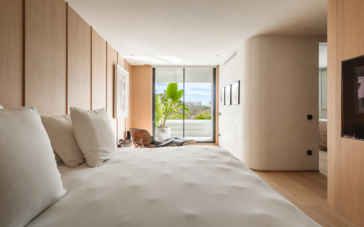 3fa33a2d-b726-4da4-8498-8140b833cd49