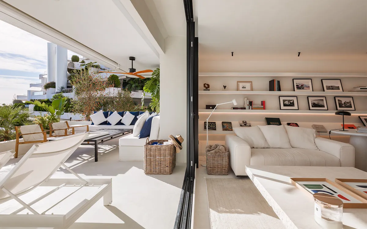 48e29d3b-1100-41e3-a01e-f6b8ac176cfb