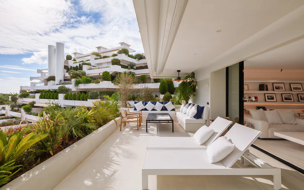 6301ad64-2944-46de-9b98-8b13f29d7001