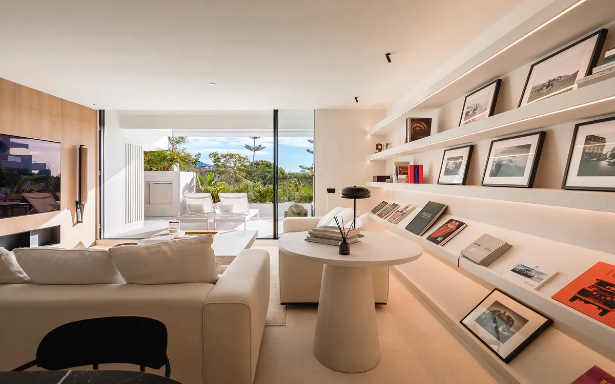 84c06c94-32a4-4b1e-953a-c9cedc2ff735