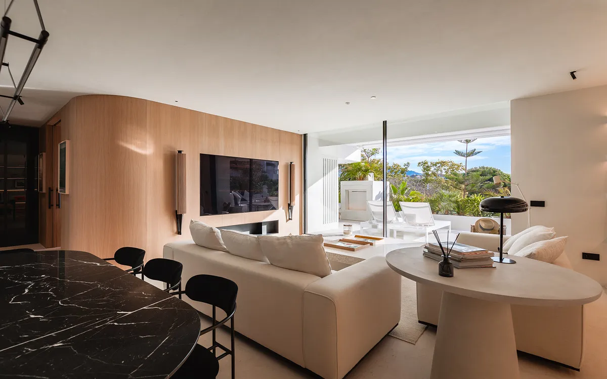 903649e8-25e5-492e-aca9-94881cab51d3