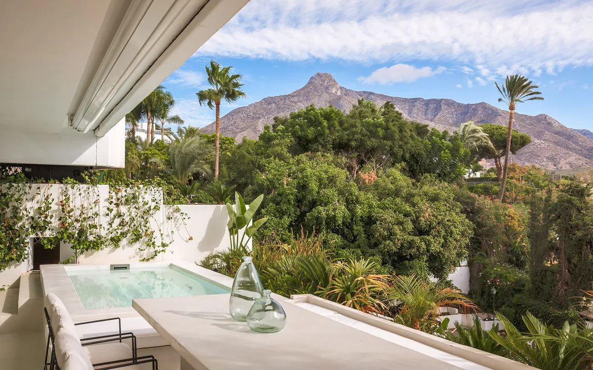 948c83fa-a45e-48f5-845b-73f85c31b618