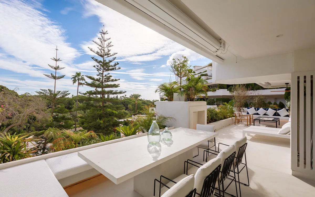 b391617f-b218-4e68-8217-f925600f3096