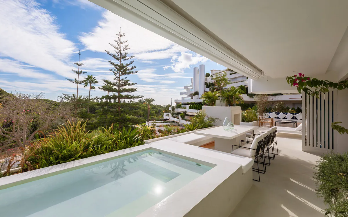 b3964090-c932-4fc8-9e54-a71e70f9faec