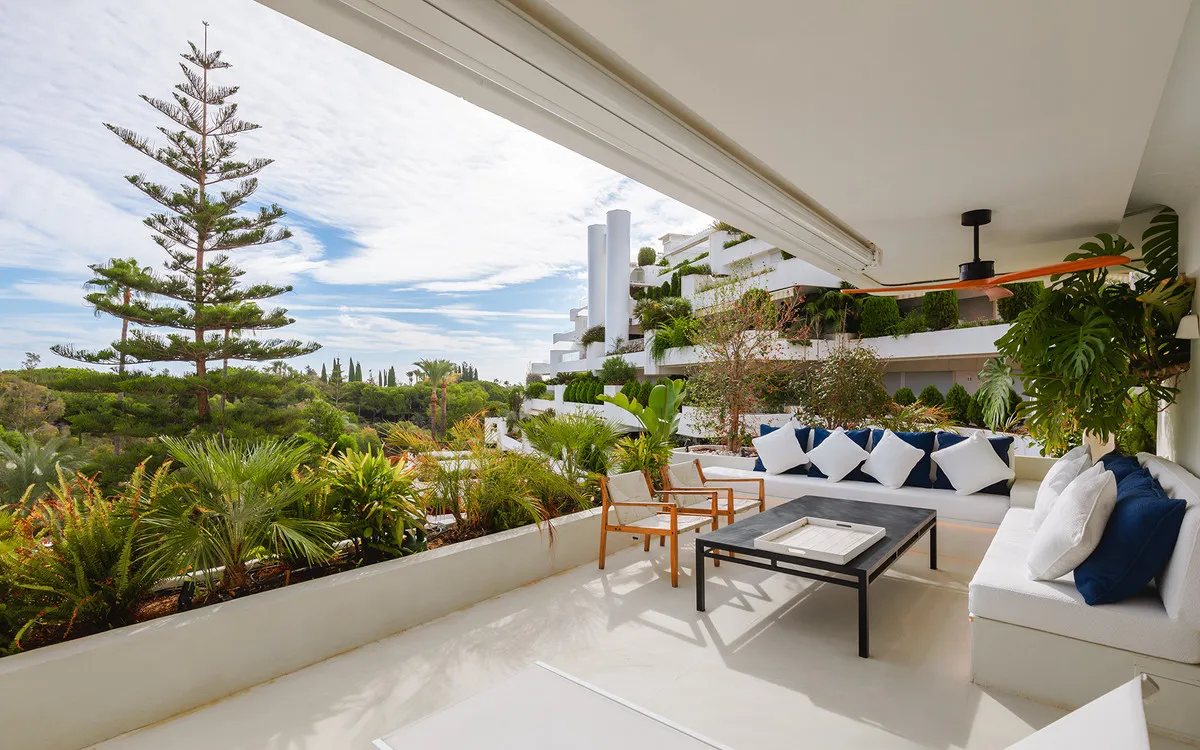 c87a5a25-8d58-43b6-8a31-b21f38fabc66