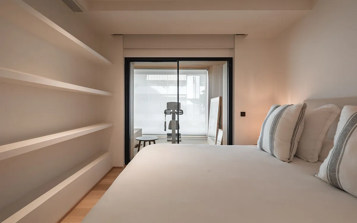 e4bee552-d029-4386-a3c6-8d8bcb19f63a