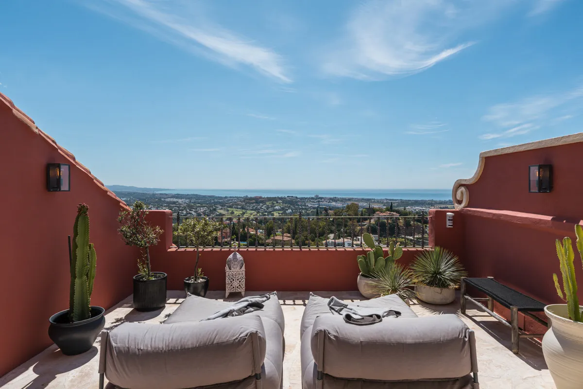 027c39fe-512c-407f-a1e2-34d889dfbe0a