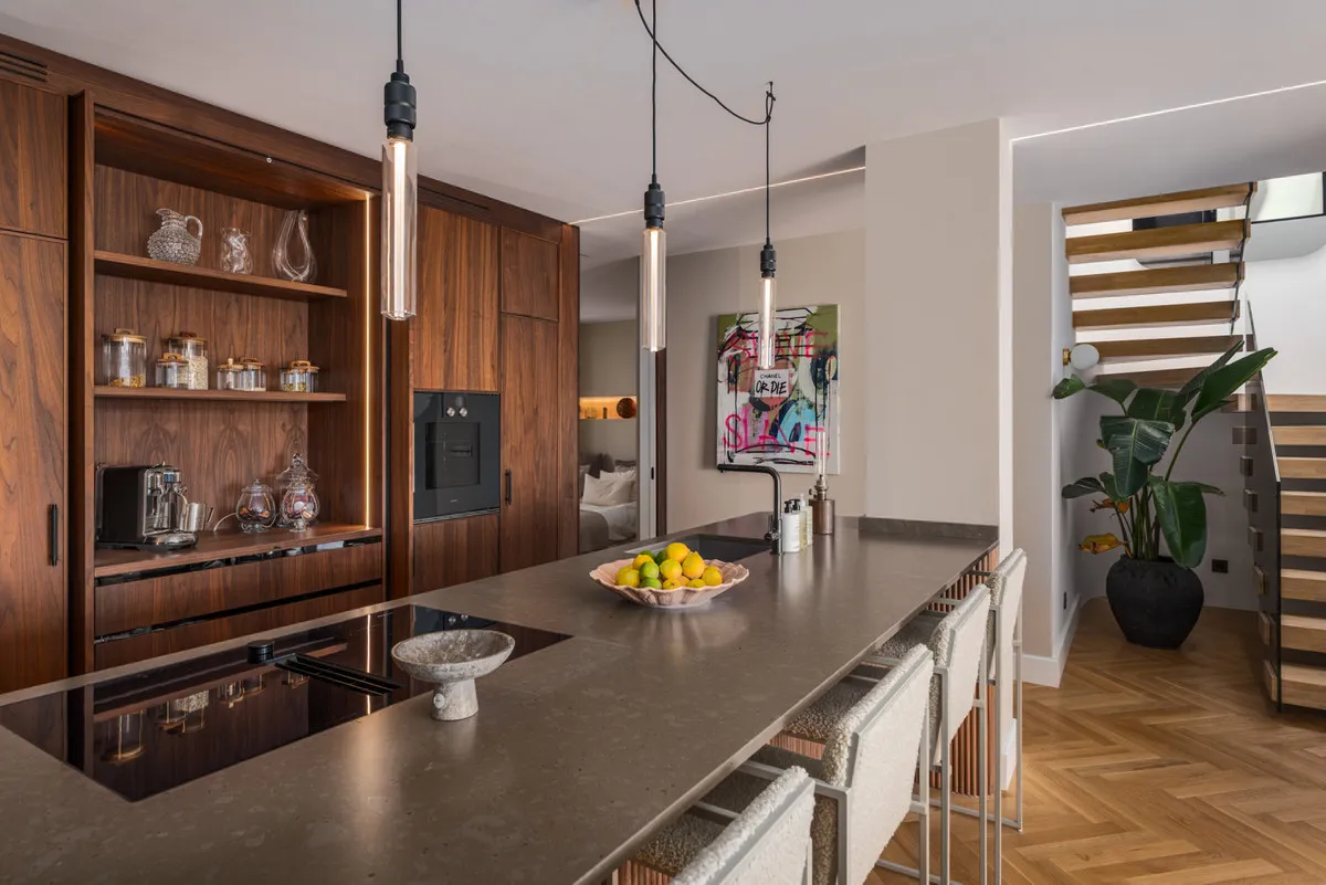 0510e9e1-37cd-4067-b0de-297a2dc8770b