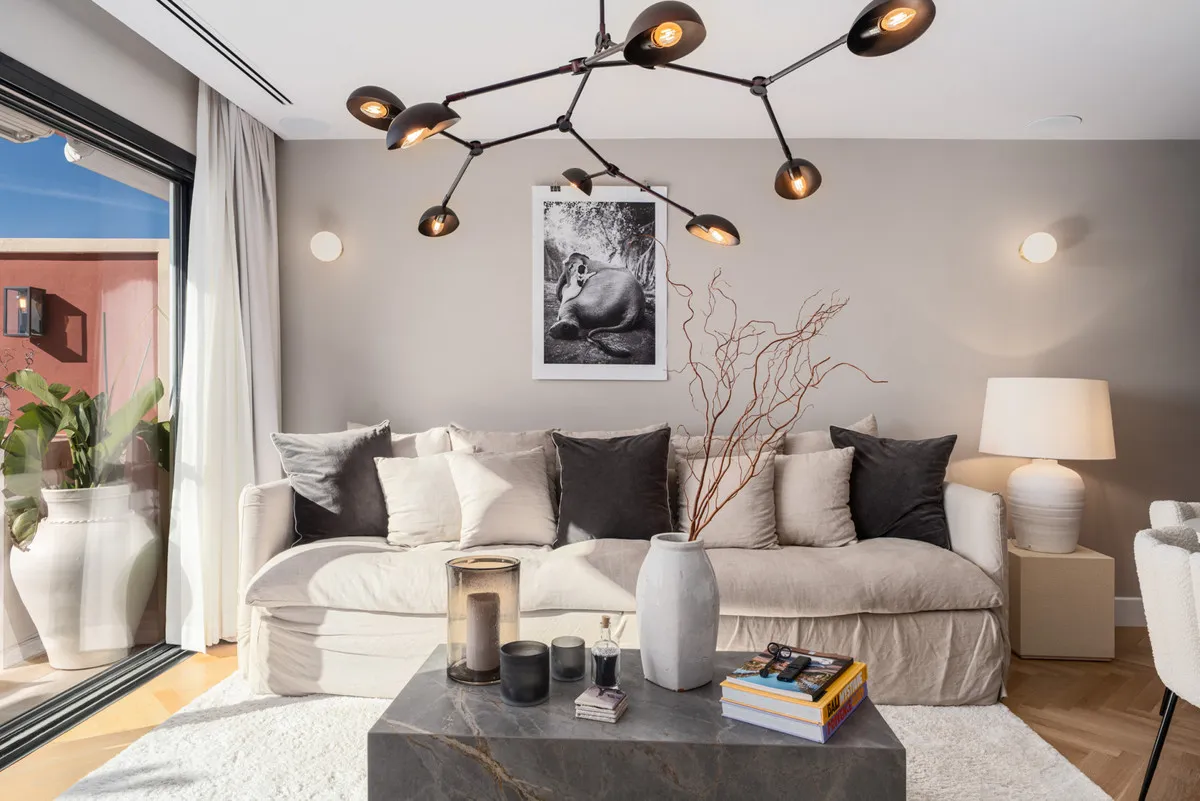 de095f92-442f-4e90-8ba6-efaf847a50fc