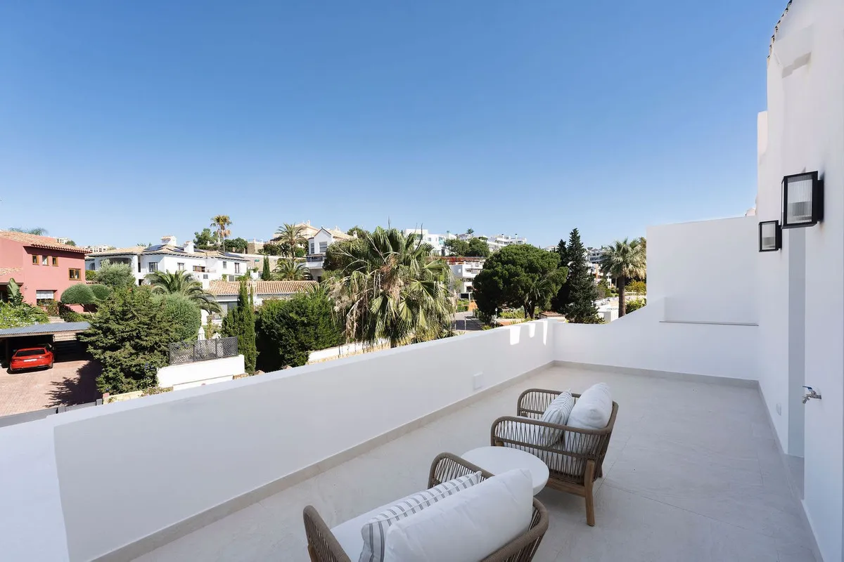 2910c268-4d89-469a-87c8-f83286c32b8a