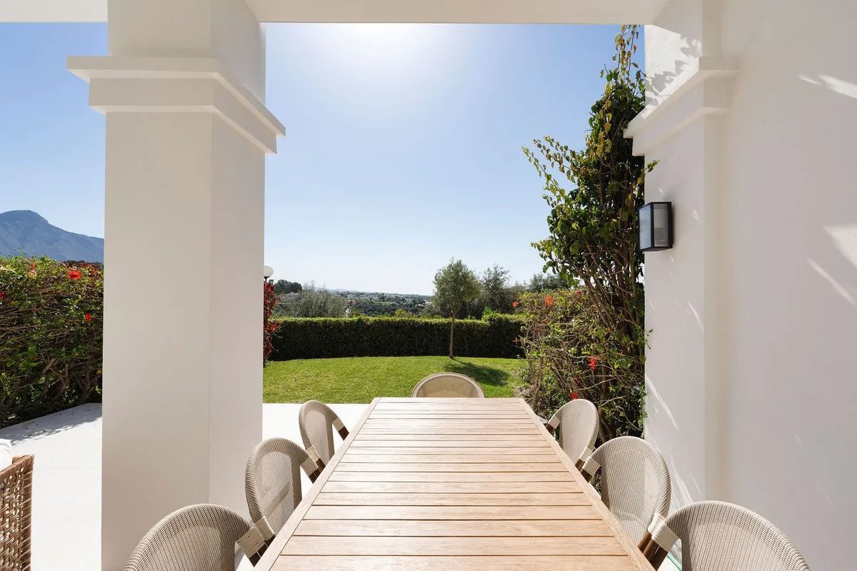 cbfff9d5-e8eb-42ef-a1b8-371224b4e465