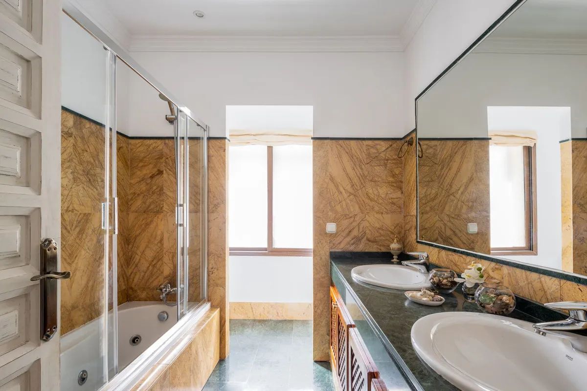 04240c44-9bea-47d4-8eae-9f540925576e