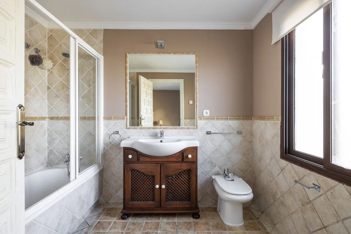 ea56473c-37a0-4bdf-8352-9efe65b2712d