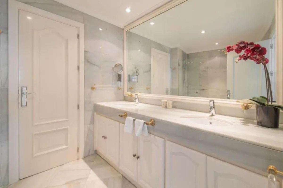 968bec06-e632-40ec-abc7-9f310a50ee85