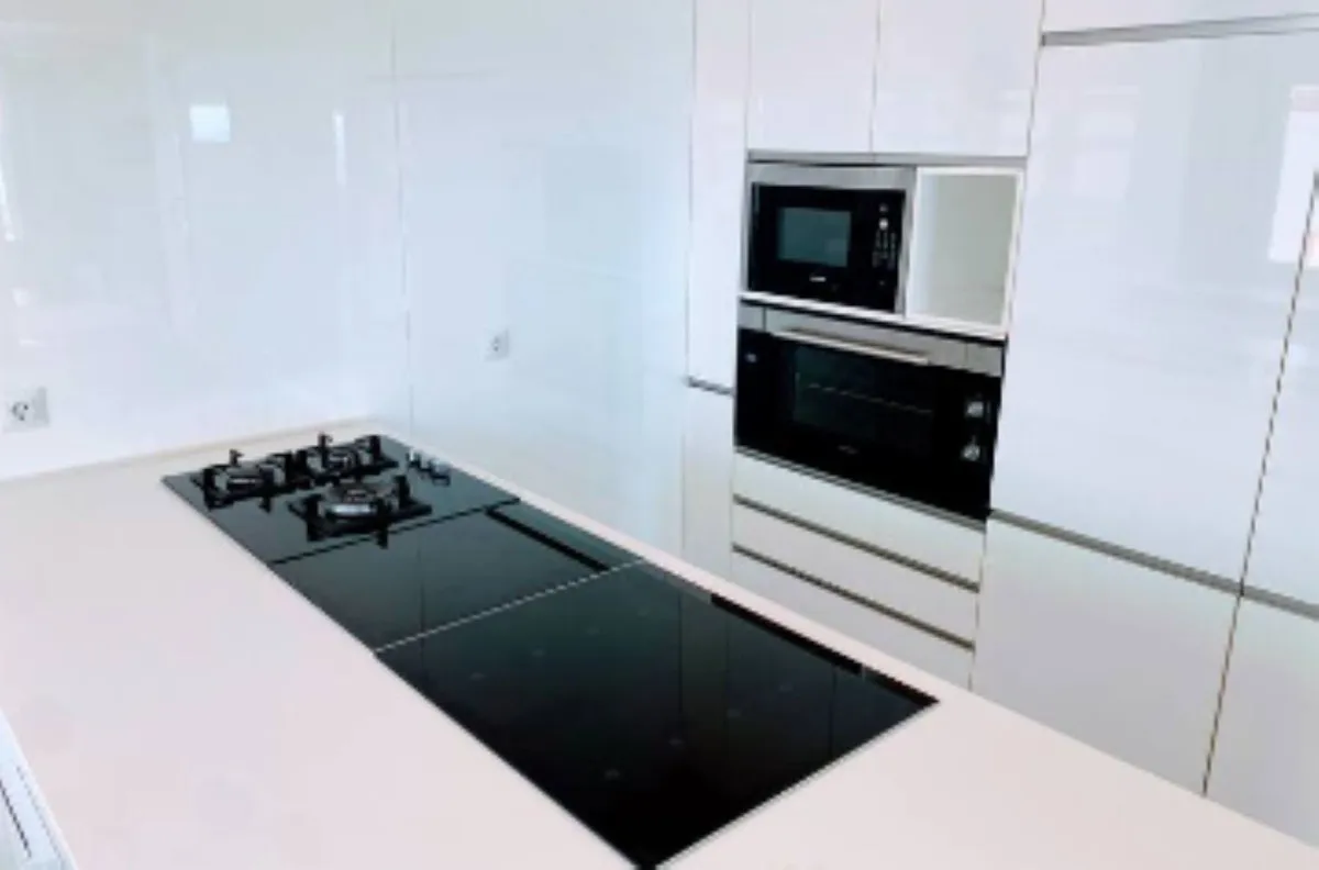 28ac4cc1-e5da-4042-a968-341865bba449