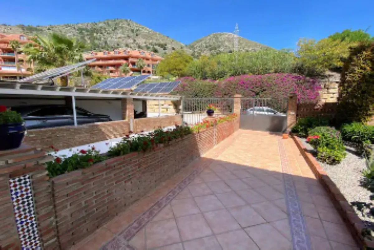 2e9c78ce-f234-469c-912f-7154a7d6400e