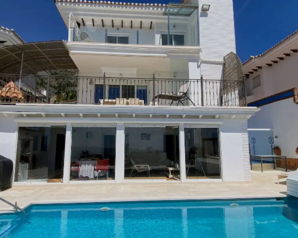 846ad98a-b0b8-46b8-aa1c-d93675373647