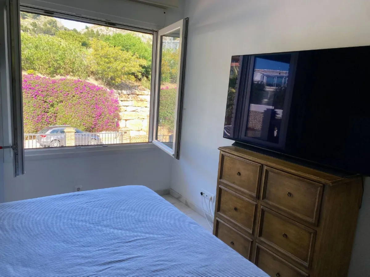 8e9922e5-f7e6-4681-91b3-dec668ca27ae