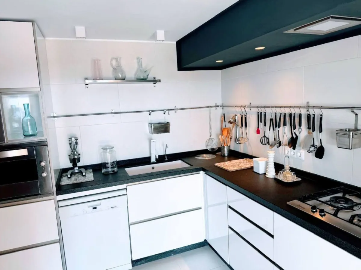 947c932e-2acf-467a-b899-9399b4d8a47d