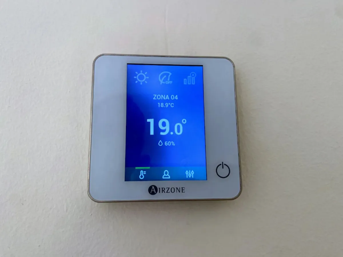 9b2a6a54-4848-4ec0-b1ec-237038b61cfe