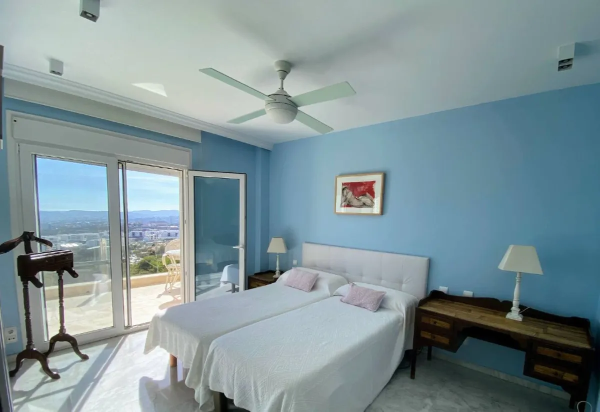 acce19fd-ac9d-4654-bd57-a7df7c2e08cf