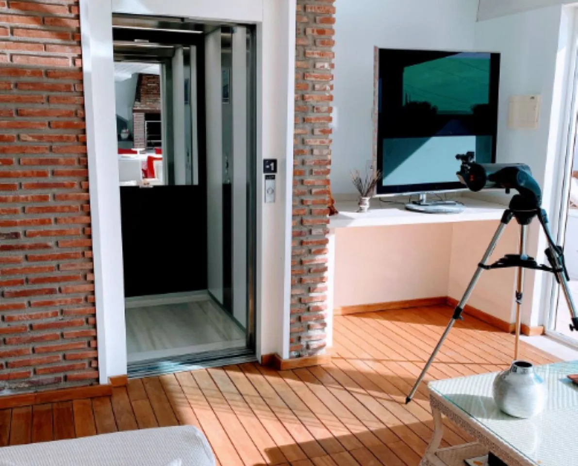 bf4b916b-37f2-444a-9b54-0491cb6a7bee