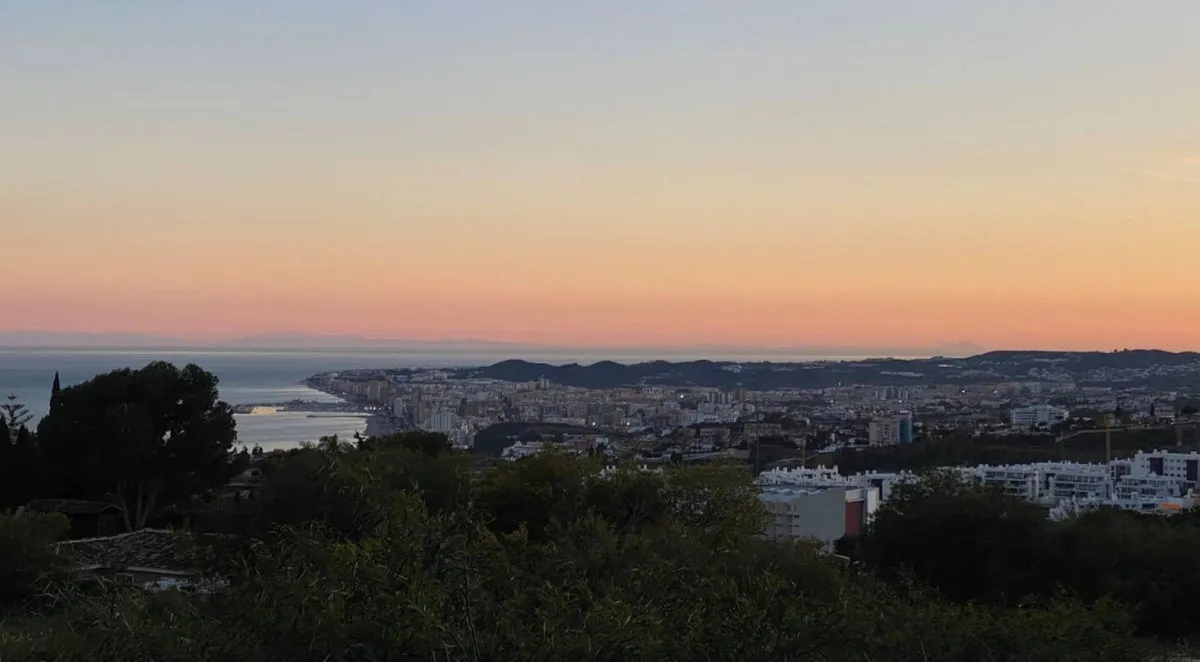 decf42f5-2954-42ef-a380-3dfac499f6ad