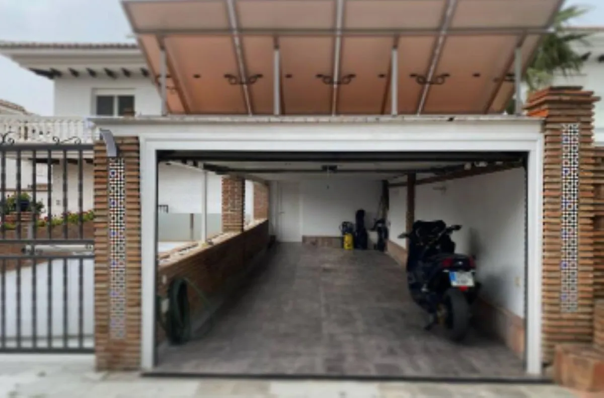 f192244b-5d62-41b7-986c-13d3c88a3284