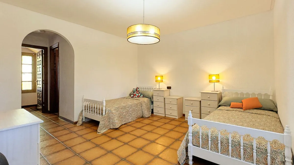 2ed087c0-6d73-4aa8-90fe-1ee2a6cc3452