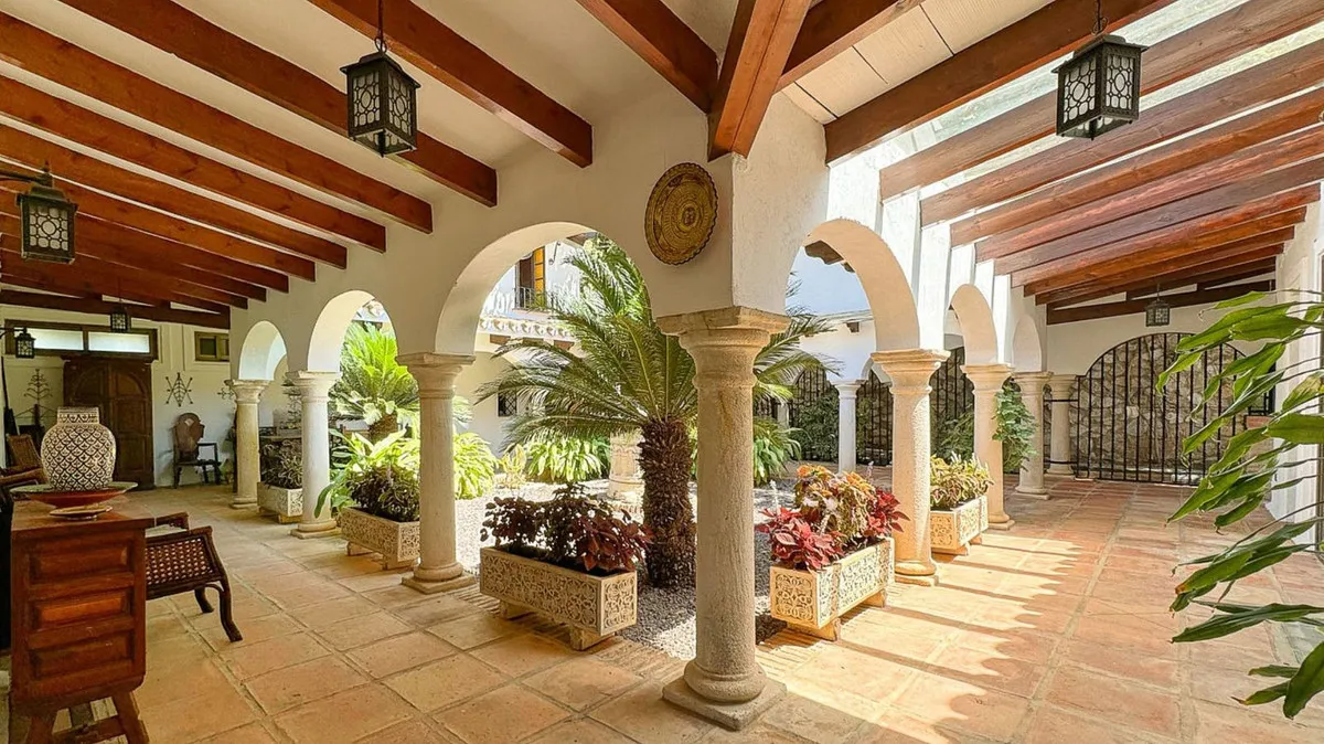 8a456ccb-a220-48fb-bfa4-b0210b0e5b37