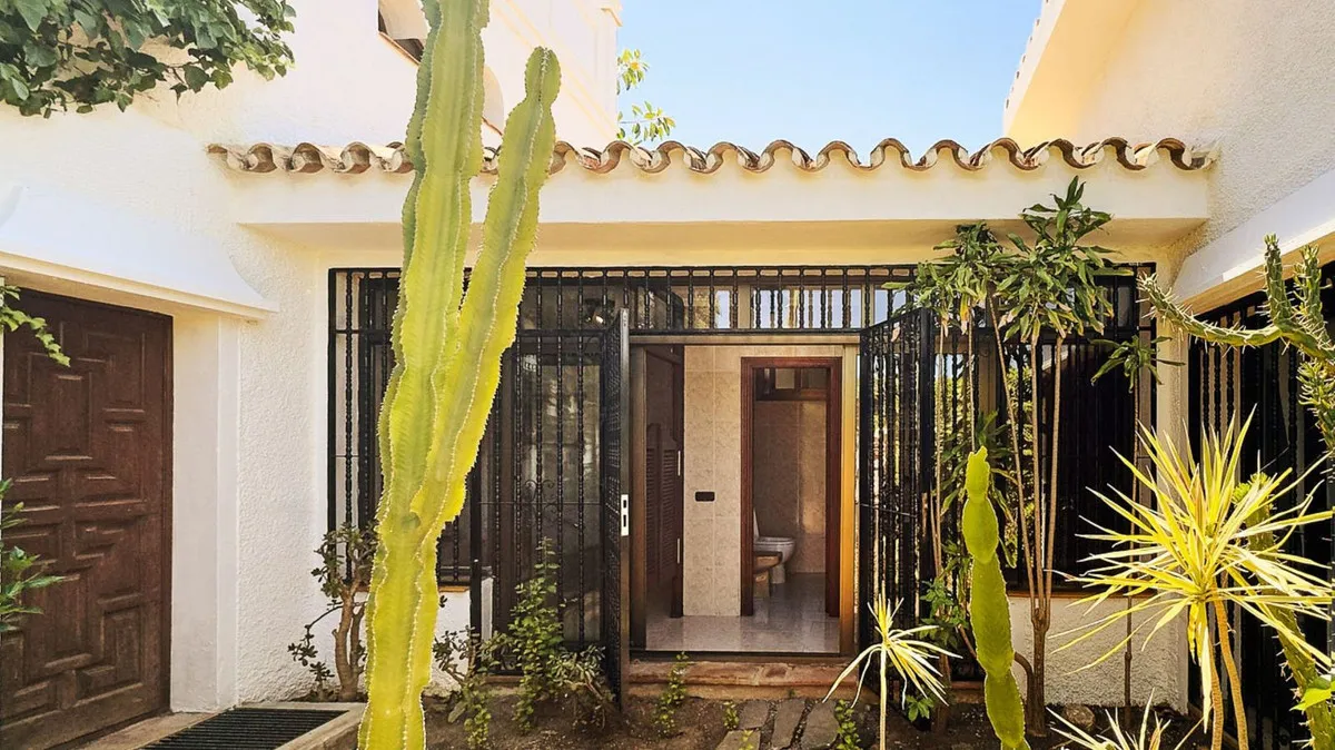 d2d4319d-e6cd-4645-9851-00075641b33b