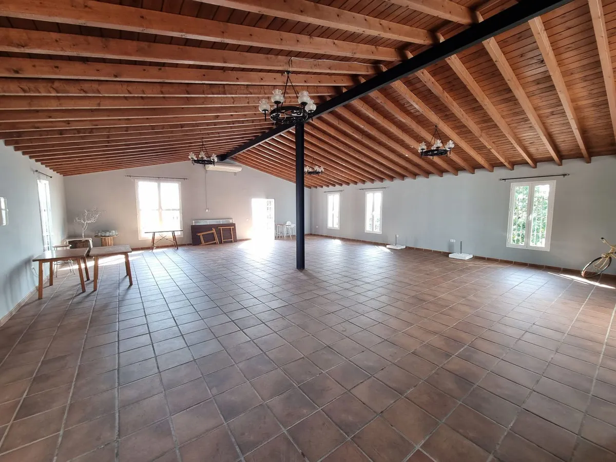 26b4e885-aac4-4c3e-8f2c-c12b40b876f8