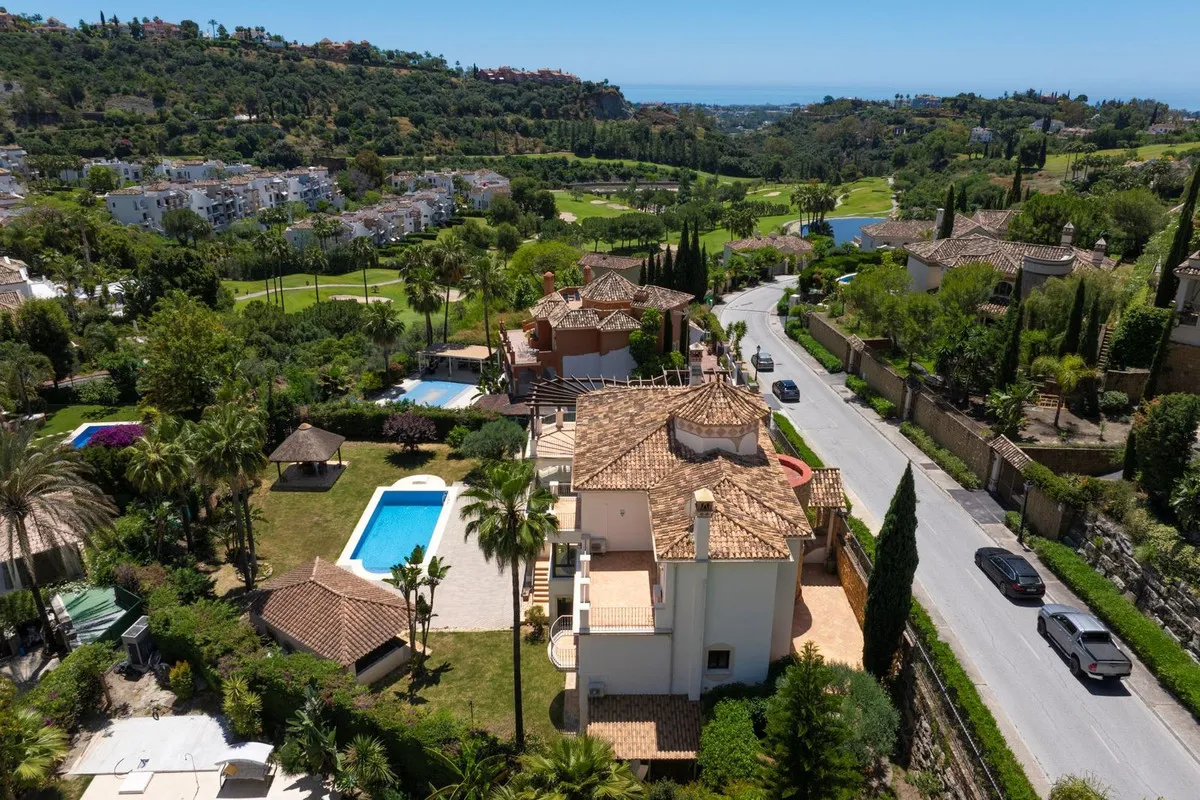 1609019b-b705-48bf-bad2-c356d6e7ce6b