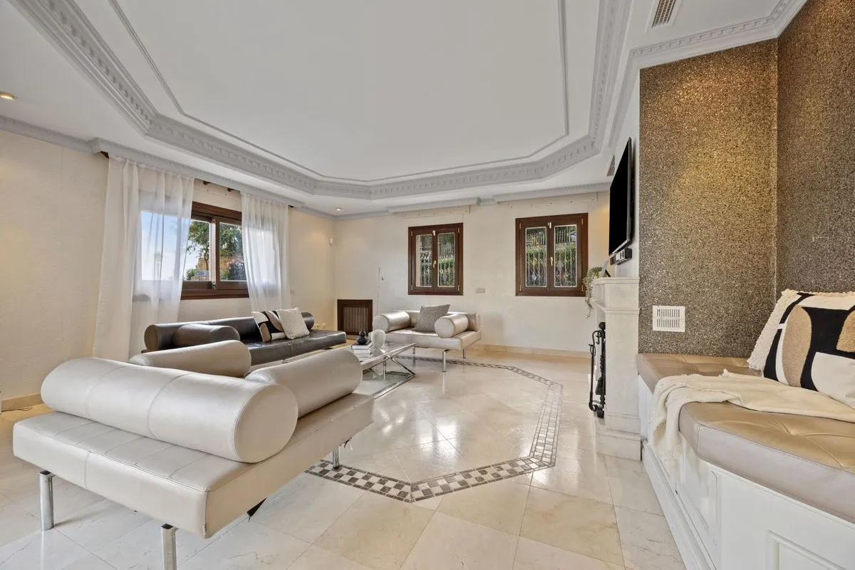 841ce814-7763-4d80-abfa-8e140b7917fa