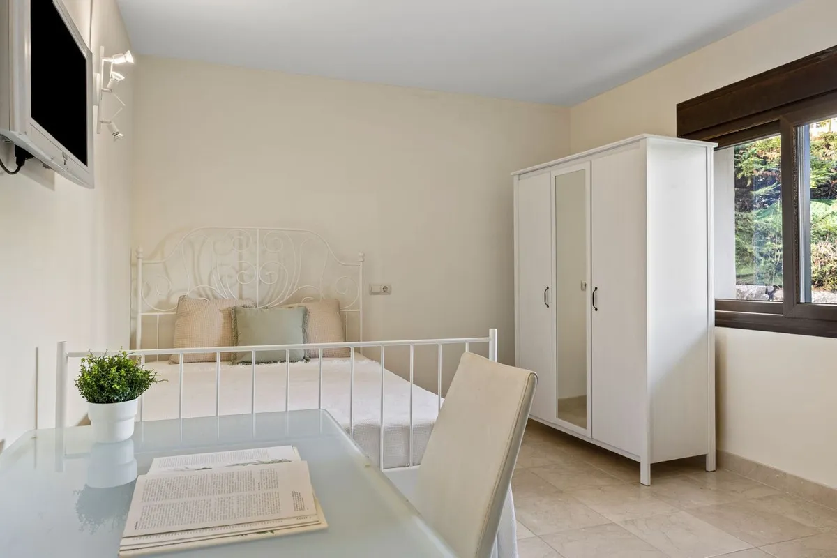 b5774c8d-f6c5-4a7a-a98e-153d9b32dd3a