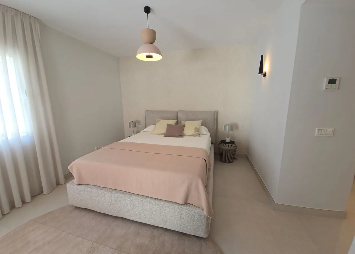 44a5e852-d973-4174-9710-0944ba500b5b